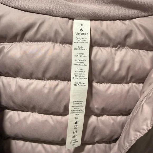Lululemon Pack It Down Jacket Mauve color Size 6 - Picture 4 of 7